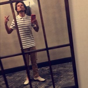 Meet your Posher, Leo